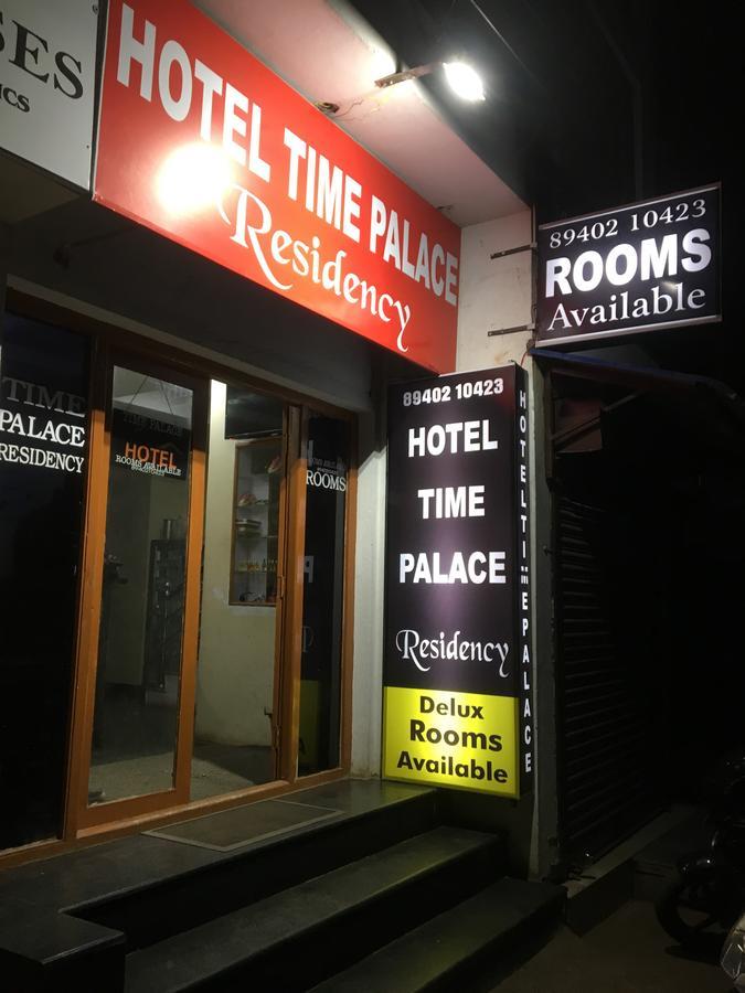 Hotel Time Palace 우티 외부 사진